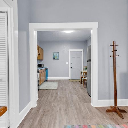 Historic Cozy Haven In Little Italy Appartement Cleveland Buitenkant foto