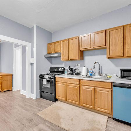 Historic Cozy Haven In Little Italy Appartement Cleveland Buitenkant foto