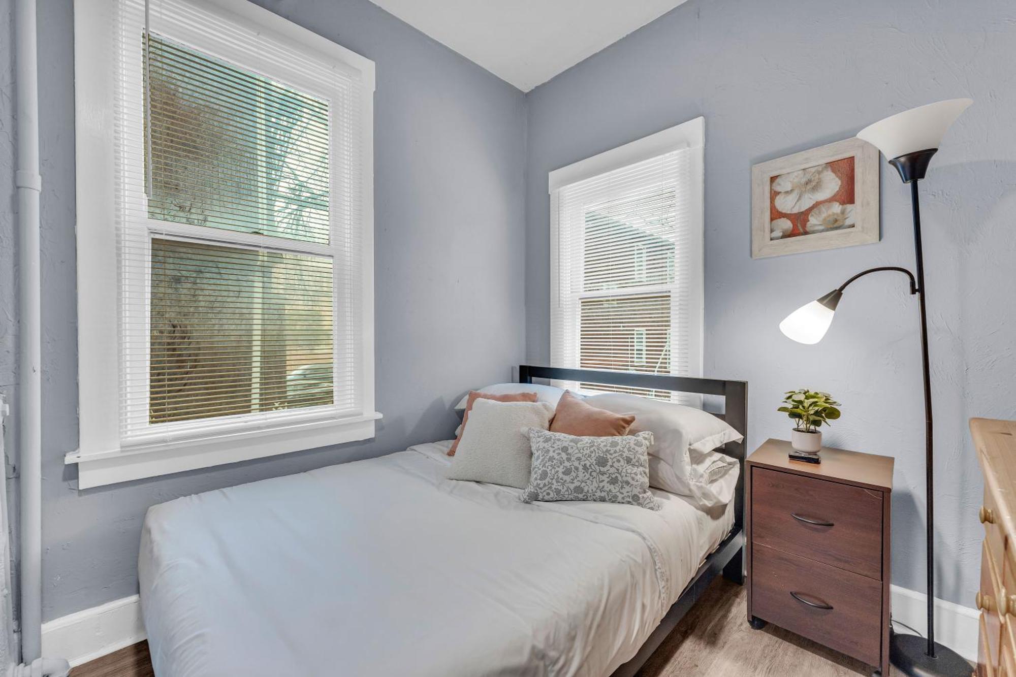 Historic Cozy Haven In Little Italy Appartement Cleveland Buitenkant foto